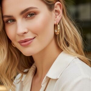 NEW 18K Gold Plated Filigree Hoop Earrings